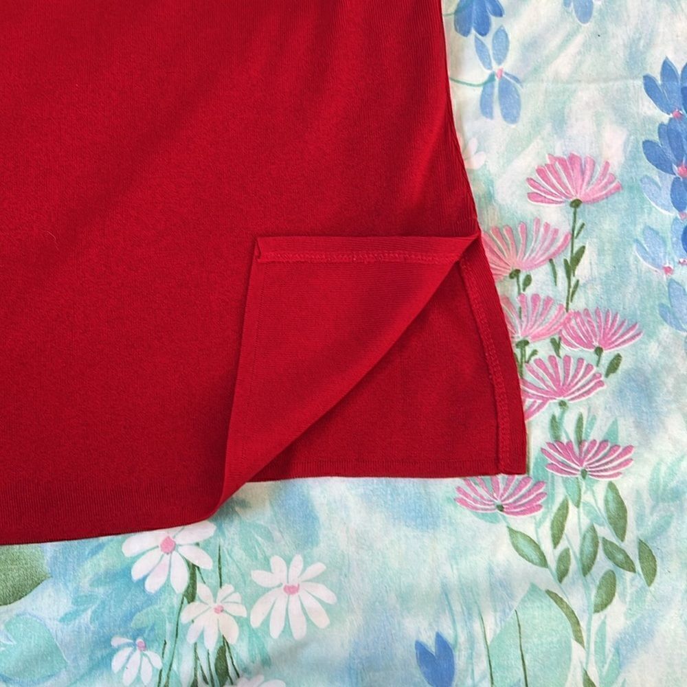 Exclusively Misook Knit Tank Top - L Red & Black - Picture 2 of 8